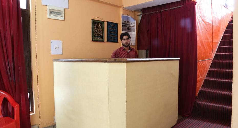 Hotel Chinar Groove, Srinagar 4